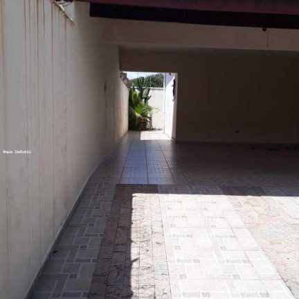 Casa com 3 Quartos à Venda, 256 m² em Jardim Mar-e-sol - Peruíbe