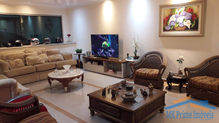 Sobrado com 4 Quartos à Venda, 550 m² em Jardim Regina - São Paulo