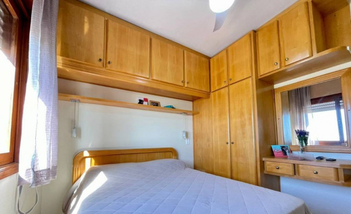 Imagem Apartamento com 2 Quartos à Venda, 77 m² em Centro - Capão Da Canoa