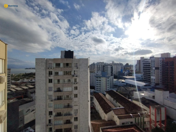 Apartamento com 3 Quartos à Venda, 166 m² em Centro - Florianópolis