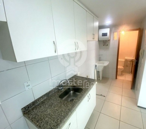 Imagem Apartamento com 2 Quartos à Venda, 70 m² em Meireles - Fortaleza