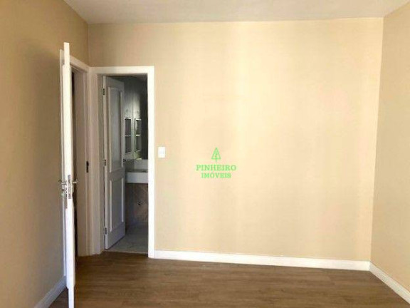 Imagem Apartamento com 3 Quartos à Venda, 210 m² em Icaraí - Niterói Imagem Apartamento com 3 Quartos à Venda, 210 m² em Icaraí - Niterói