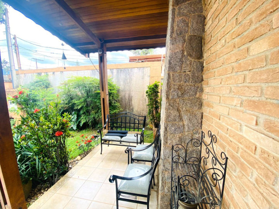 Imagem Casa com 3 Quartos à Venda, 733 m² em Vila Giglio - Atibaia