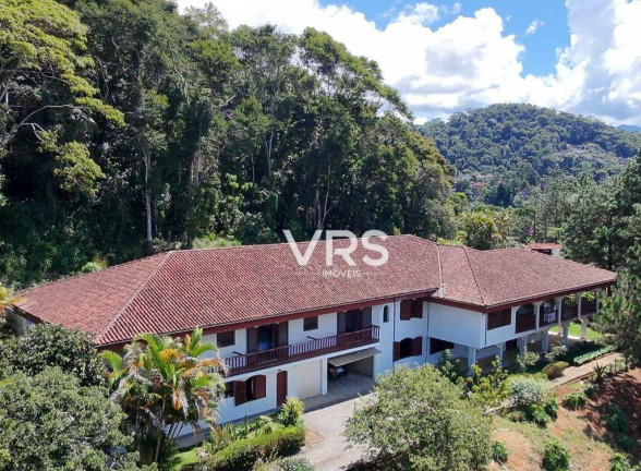 Casa com 5 Quartos à Venda, 733 m² em Iucas - Teresópolis