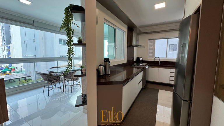 Imagem Apartamento com 3 Quartos à Venda, 133 m² em Meia Praia - Itapema