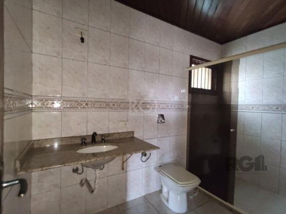 Imagem Casa com 4 Quartos à Venda, em Tristeza - Porto Alegre Imagem Casa com 4 Quartos à Venda, em Tristeza - Porto Alegre