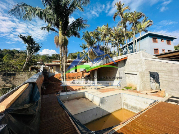 Imagem Casa com 3 Quartos à Venda, 531 m² em Terra Preta - Mairiporã