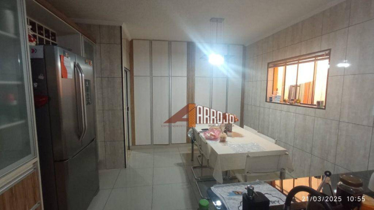 Imagem Sobrado com 4 Quartos à Venda, 200 m² em Vila Feliz - São Paulo Imagem Sobrado com 4 Quartos à Venda, 200 m² em Vila Feliz - São Paulo