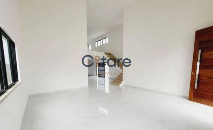 Casa com 4 Quartos à Venda, 450 m² em Centro - Eusébio