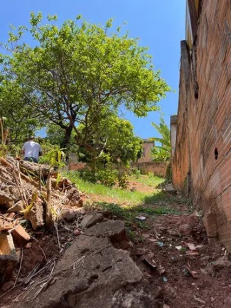 Terreno à Venda, 360 m² em R$260.000,00  //  Pindorama - Belo Horizonte