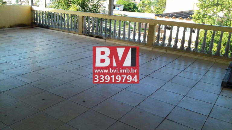 Imagem Casa com 2 Quartos à Venda, 100 m² em Vista Alegre - Rio De Janeiro Imagem Casa com 2 Quartos à Venda, 100 m² em Vista Alegre - Rio De Janeiro