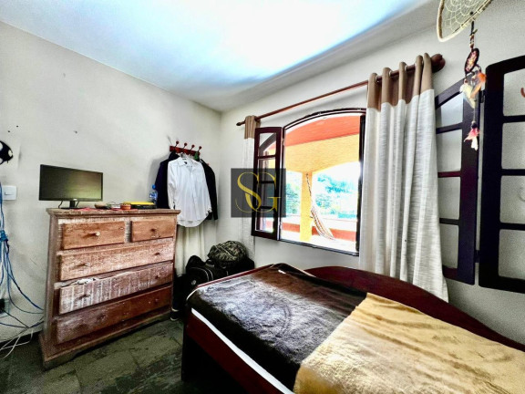 Imagem Casa com 3 Quartos à Venda, 500 m² em Albuquerque - Teresópolis