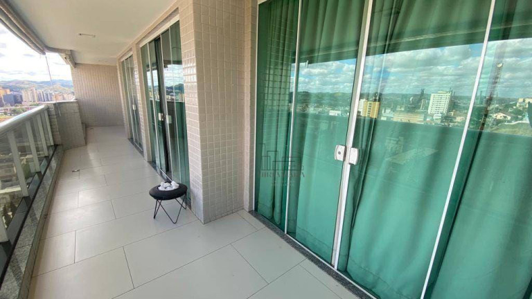 Imagem Apartamento com 3 Quartos à Venda, 224 m² em Colina - Volta Redonda