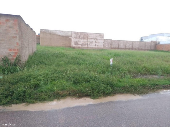 Casa com 2 Quartos à Venda, 300 m² em Flodoaldo Pontes Pinto - Porto Velho
