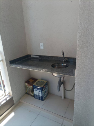 Imagem Apartamento com 2 Quartos à Venda, 53 m² em Vila Santa Terezinha - Carapicuíba