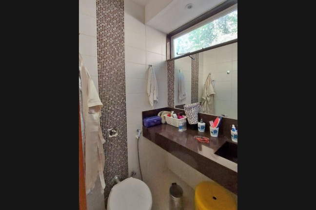 Imagem Casa com 4 Quartos à Venda, 250 m² em Barra Do Imbuí - Teresópolis