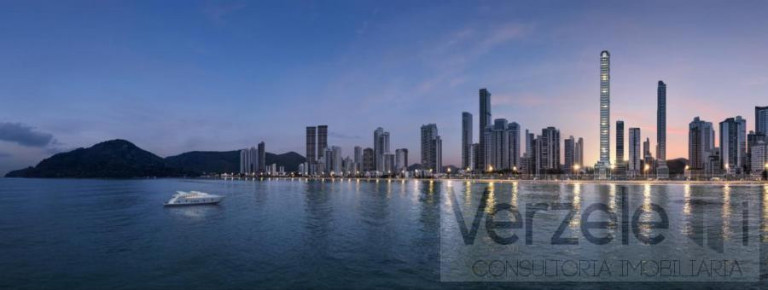 Imóvel com 5 Quartos à Venda, 230 m² em Centro - Balneário Camboriú