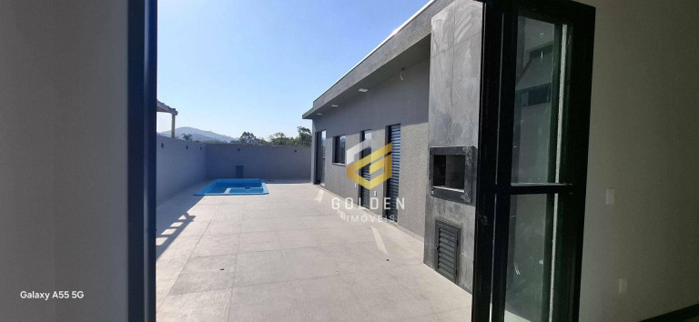 Imagem Casa com 3 Quartos à Venda, 180 m² em Santa Regina - Camboriú