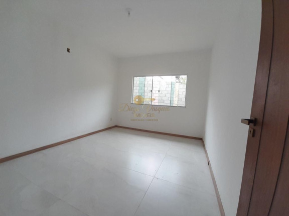 Imagem Casa com 3 Quartos à Venda, 320 m² em Albuquerque - Teresópolis Imagem Casa com 3 Quartos à Venda, 320 m² em Albuquerque - Teresópolis
