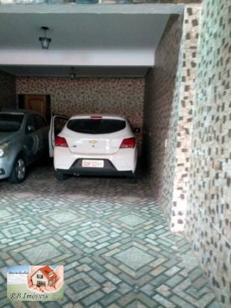 Imagem Casa com 3 Quartos à Venda, 204 m² em Vila Pires - Santo André