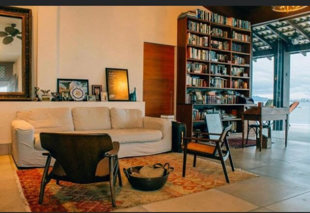Imagem Casa com 4 Quartos à Venda, 421 m² em Praia Da Costa - Vila Velha Imagem Casa com 4 Quartos à Venda, 421 m² em Praia Da Costa - Vila Velha