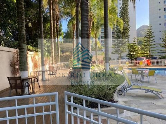 Imagem Imóvel com 2 Quartos à Venda, 50 m² em Camorim - Rio De Janeiro