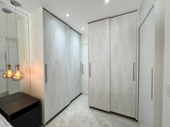 Imagem Imóvel com 3 Quartos à Venda, 1.350.000 m² em São Paulo - Jundiaí Imagem Imóvel com 3 Quartos à Venda, 1.350.000 m² em São Paulo - Jundiaí