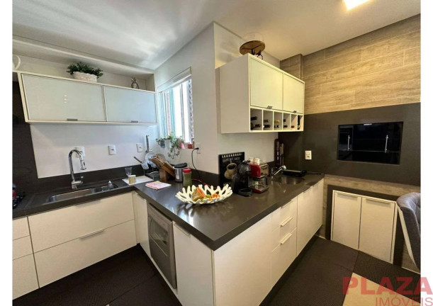 Imagem Apartamento com 3 Quartos à Venda, 221 m² em Centro - Balneário Camboriú Imagem Apartamento com 3 Quartos à Venda, 221 m² em Centro - Balneário Camboriú