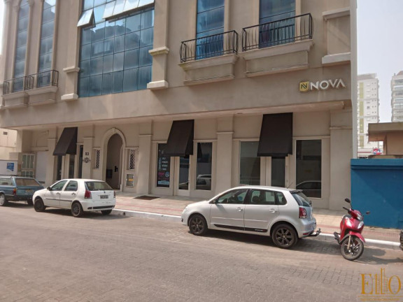 Sala Comercial à Venda, 156 m² em Meia Praia - Itapema