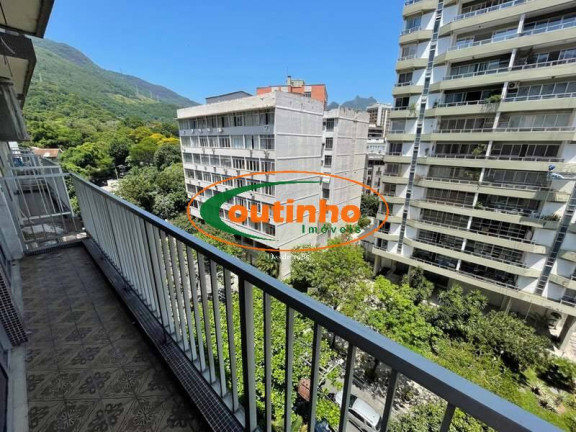 Imagem Apartamento com 4 Quartos à Venda, 125 m² em Tijuca - Rio De Janeiro Imagem Apartamento com 4 Quartos à Venda, 125 m² em Tijuca - Rio De Janeiro