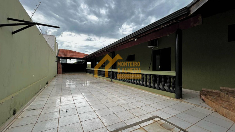 Imagem Casa com 3 Quartos à Venda, 247 m² em Vila Santana - Itapetininga