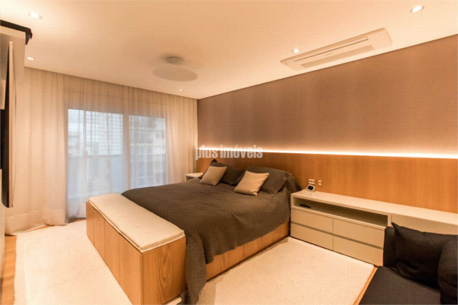Imagem Apartamento com 4 Quartos à Venda, 240 m² em Jardim América - São Paulo Imagem Apartamento com 4 Quartos à Venda, 240 m² em Jardim América - São Paulo