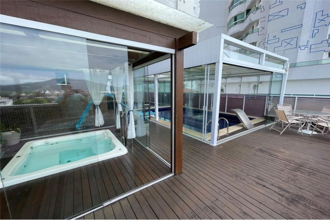 Imagem Apartamento com 3 Quartos à Venda, 310 m² em Centro - Balneário Camboriú Imagem Apartamento com 3 Quartos à Venda, 310 m² em Centro - Balneário Camboriú