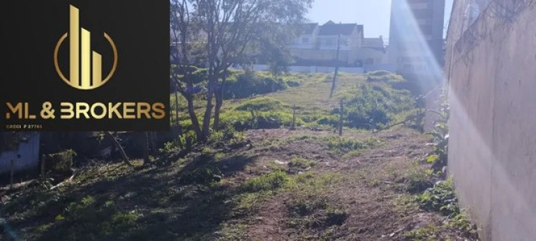 Terreno à Venda, 1.450 m² em Tingui - Curitiba