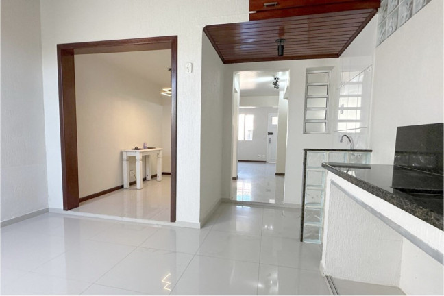 Imagem Casa com 3 Quartos à Venda, 73 m² em Sarandi - Porto Alegre Imagem Casa com 3 Quartos à Venda, 73 m² em Sarandi - Porto Alegre