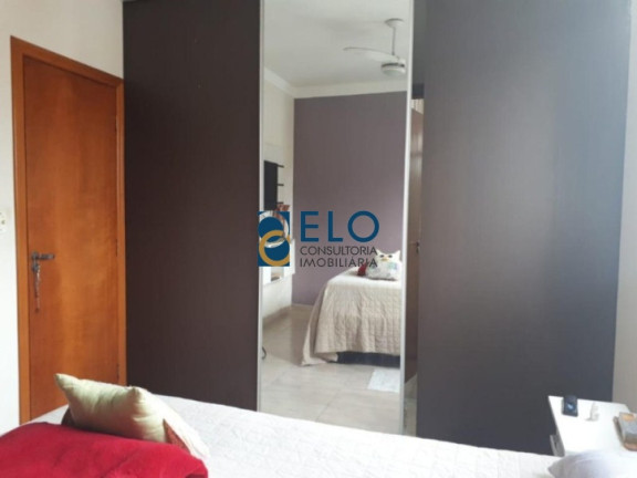 Imagem Sobrado com 4 Quartos à Venda, 200 m² em Marapé - Santos