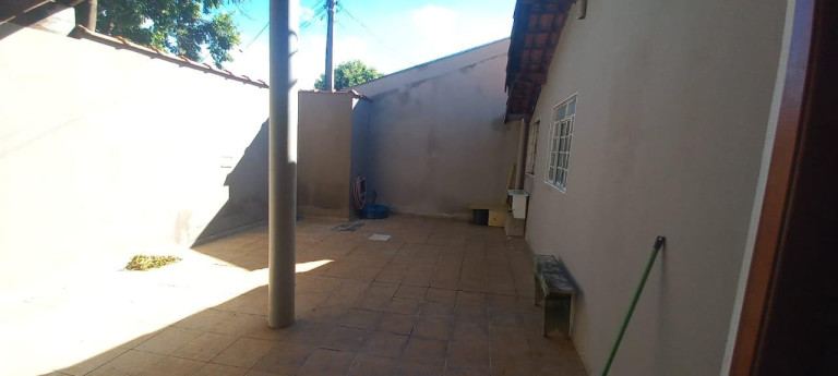 Imagem Casa com 3 Quartos à Venda, 128 m² em Centro - Lins Imagem Casa com 3 Quartos à Venda, 128 m² em Centro - Lins