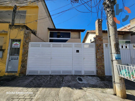 Casa com 2 Quartos à Venda, 86 m² em Luz - Nova Iguaçu