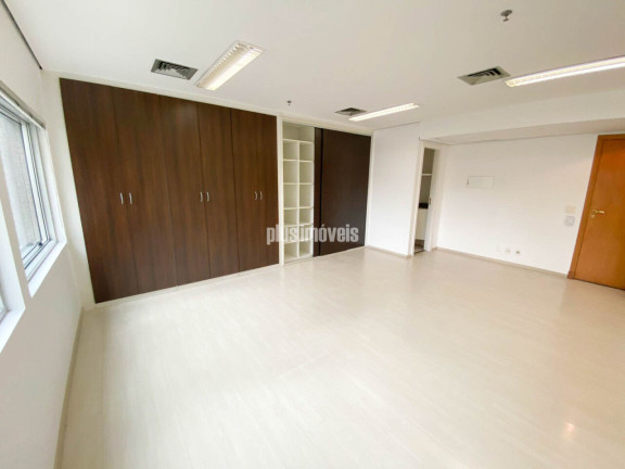 Imagem Imóvel Comercial à Venda, 64 m² em Vila Olímpia - São Paulo Imagem Imóvel Comercial à Venda, 64 m² em Vila Olímpia - São Paulo