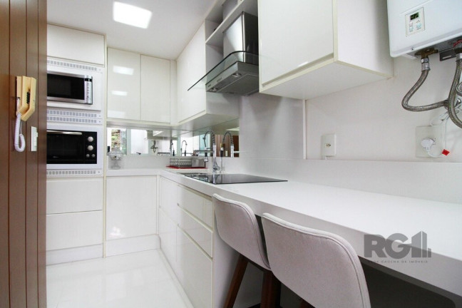 Imagem Imóvel com 3 Quartos à Venda, em Santa Tereza - Porto Alegre Imagem Imóvel com 3 Quartos à Venda, em Santa Tereza - Porto Alegre