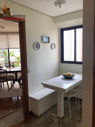 Imagem Apartamento com 4 Quartos à Venda, 200 m² em Brooklin - São Paulo Imagem Apartamento com 4 Quartos à Venda, 200 m² em Brooklin - São Paulo