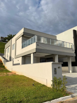 Imagem Casa com 3 Quartos à Venda, 402 m² em Camboriú - Camboriú