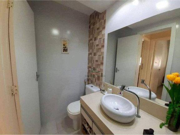 Imagem Apartamento com 2 Quartos à Venda, 98 m² em Vital Brasil - Niterói