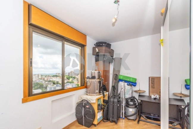 Imagem Apartamento com 3 Quartos à Venda, 87 m² em Passo Da Areia - Porto Alegre Imagem Apartamento com 3 Quartos à Venda, 87 m² em Passo Da Areia - Porto Alegre