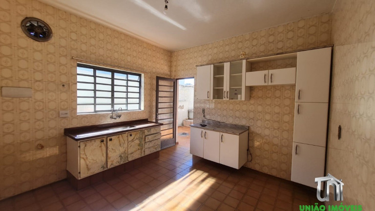Imagem Casa com 3 Quartos à Venda, 138 m² em Aparecida - Bragança Paulista Imagem Casa com 3 Quartos à Venda, 138 m² em Aparecida - Bragança Paulista