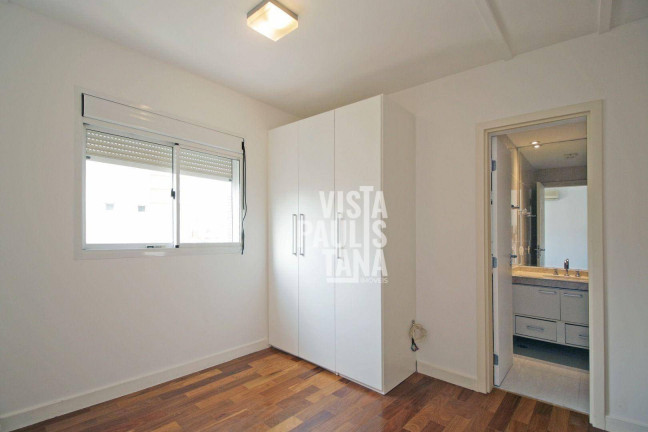 Imagem Apartamento com 4 Quartos para Alugar, 245 m² em Vila Uberabinha - São Paulo