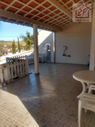 Imagem Casa com 3 Quartos à Venda, 440 m² em Parque Residencial Maria Elmira - Caçapava