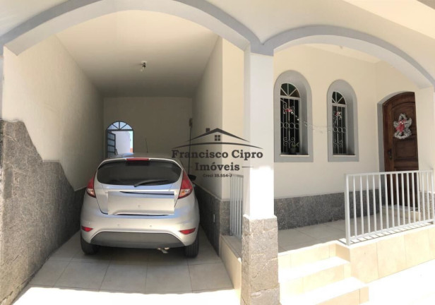 Imagem Casa com 4 Quartos à Venda, 154 m² em Nova Guará - Guaratinguetá Imagem Casa com 4 Quartos à Venda, 154 m² em Nova Guará - Guaratinguetá