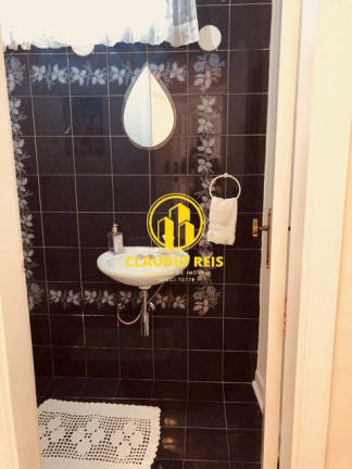 Imagem Casa com 3 Quartos à Venda, 270 m² em Vila Marari - São Paulo