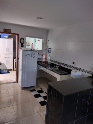 Imagem Casa de Condomínio com 2 Quartos à Venda, 80 m² em Cabo Frio